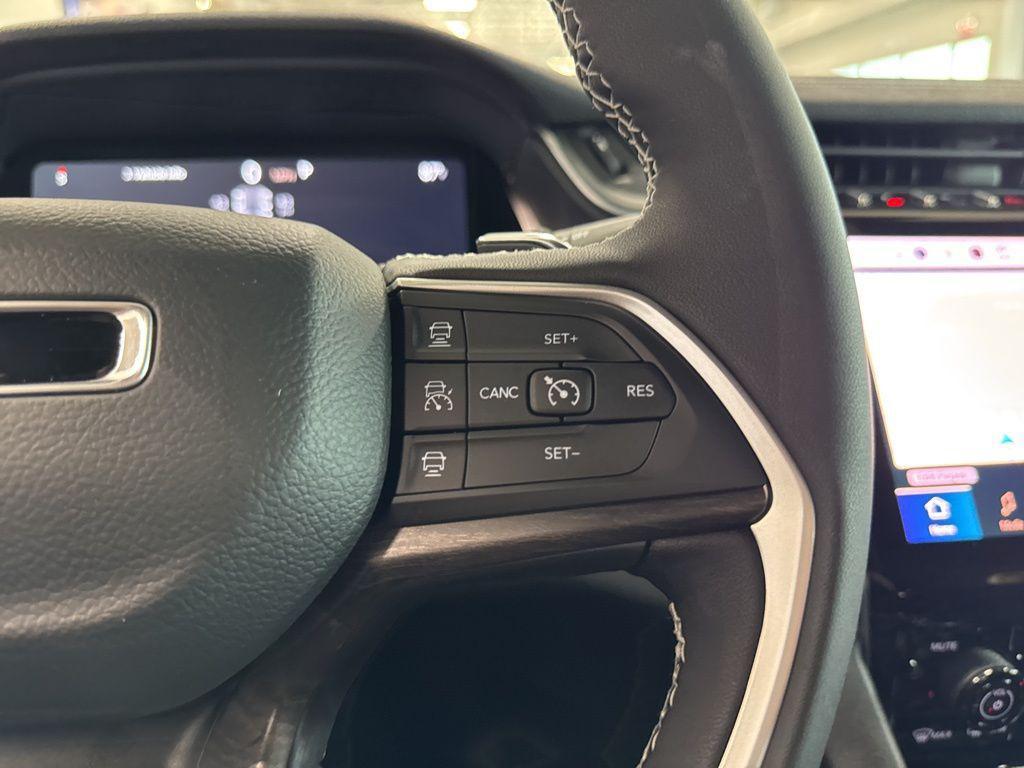 new 2025 Jeep Grand Cherokee car, priced at $47,963