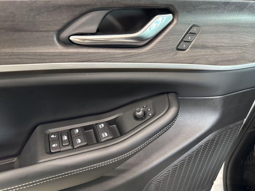 new 2025 Jeep Grand Cherokee car, priced at $47,963