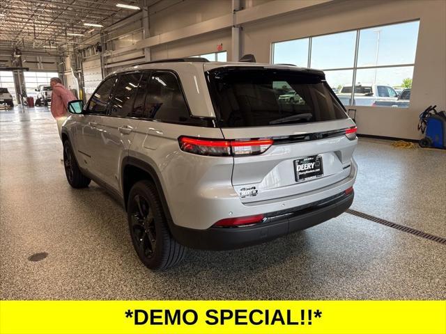 new 2025 Jeep Grand Cherokee car, priced at $43,393