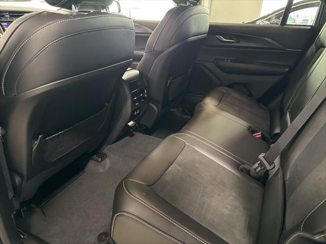new 2025 Jeep Grand Cherokee car, priced at $40,611