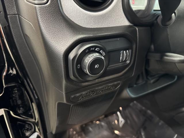 new 2025 Jeep Wrangler car, priced at $46,820