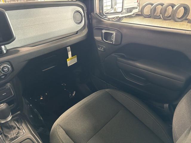 new 2025 Jeep Wrangler car, priced at $46,820