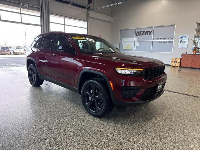 new 2025 Jeep Grand Cherokee car, priced at $40,361