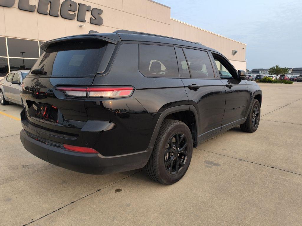 used 2024 Jeep Grand Cherokee L car, priced at $32,244