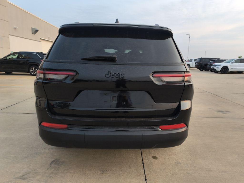 used 2024 Jeep Grand Cherokee L car, priced at $32,244