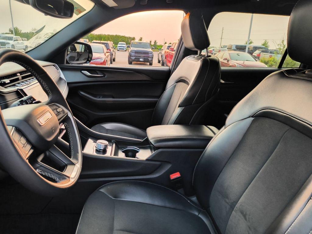 used 2024 Jeep Grand Cherokee L car, priced at $32,244