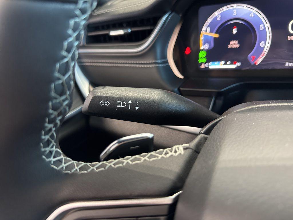 new 2025 Jeep Grand Cherokee car, priced at $42,256