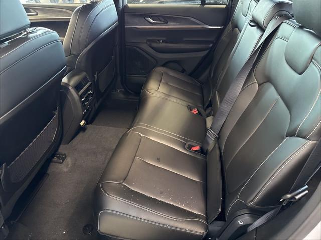 new 2025 Jeep Grand Cherokee car, priced at $45,006