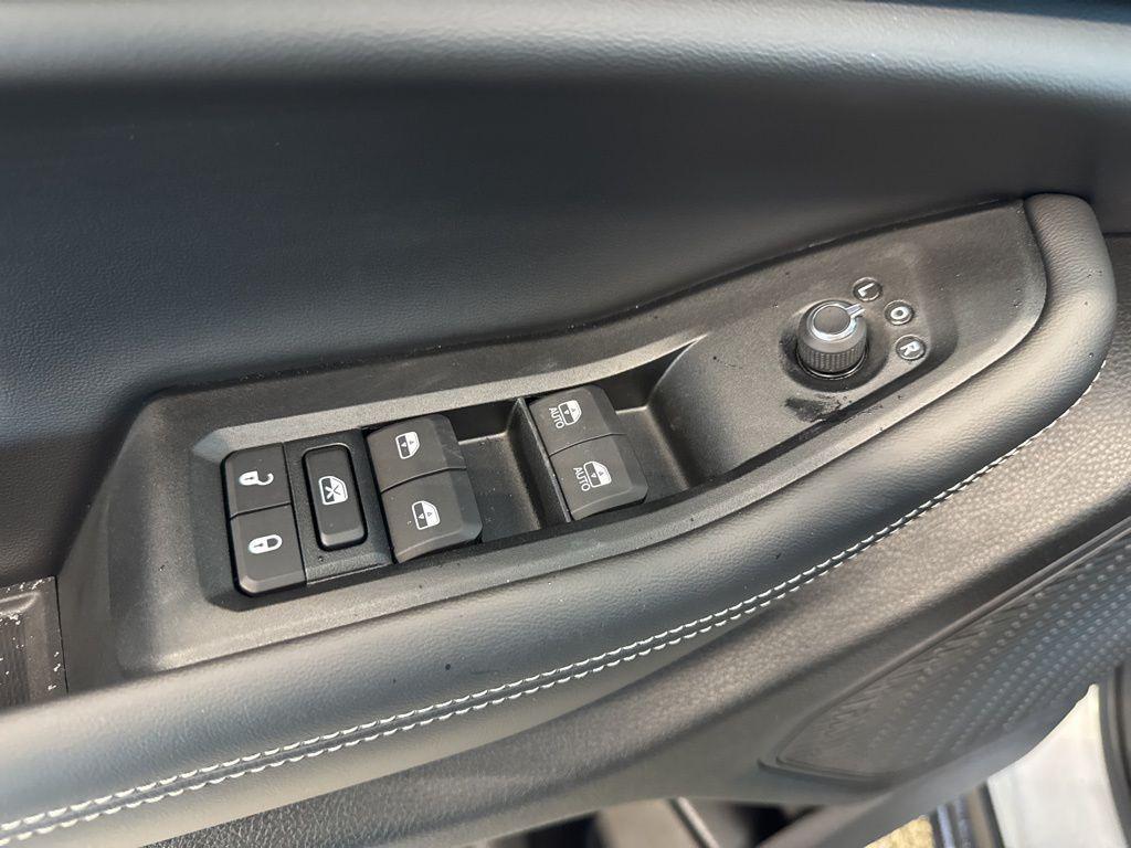 new 2025 Jeep Grand Cherokee car, priced at $42,256