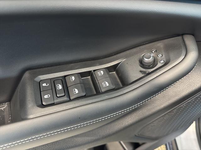 new 2025 Jeep Grand Cherokee car, priced at $45,006