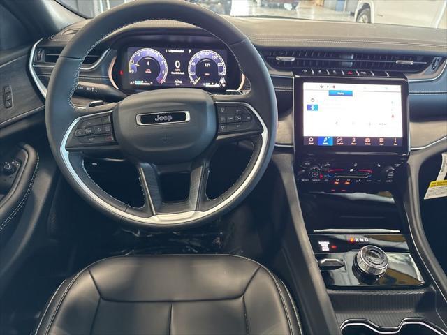 new 2025 Jeep Grand Cherokee car, priced at $45,006
