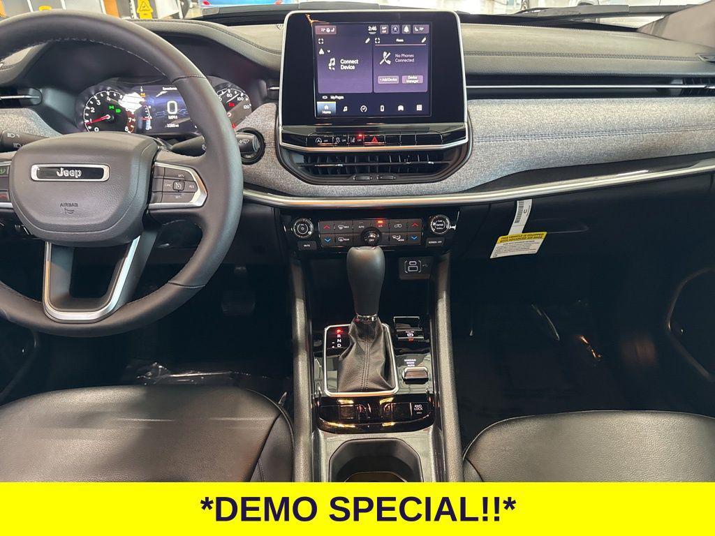 new 2025 Jeep Compass car, priced at $28,040