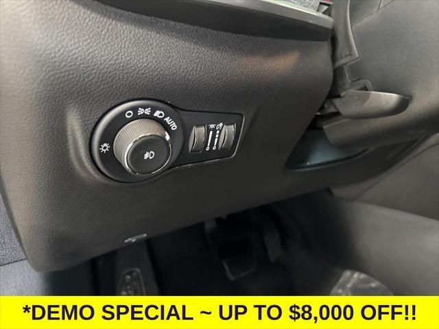 new 2025 Jeep Compass car, priced at $28,202