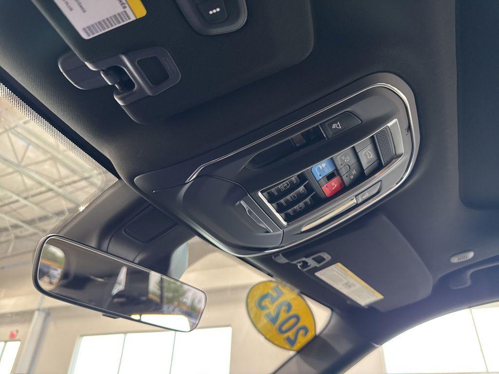 new 2025 Jeep Grand Cherokee car, priced at $44,366