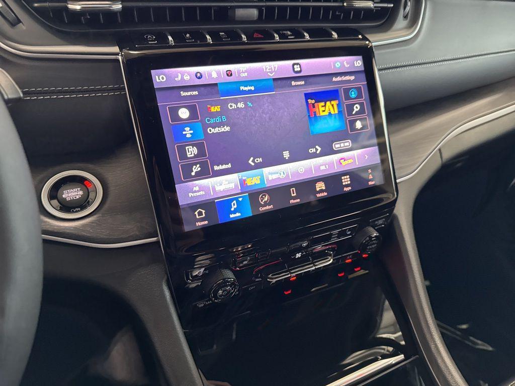 new 2025 Jeep Grand Cherokee car, priced at $44,366