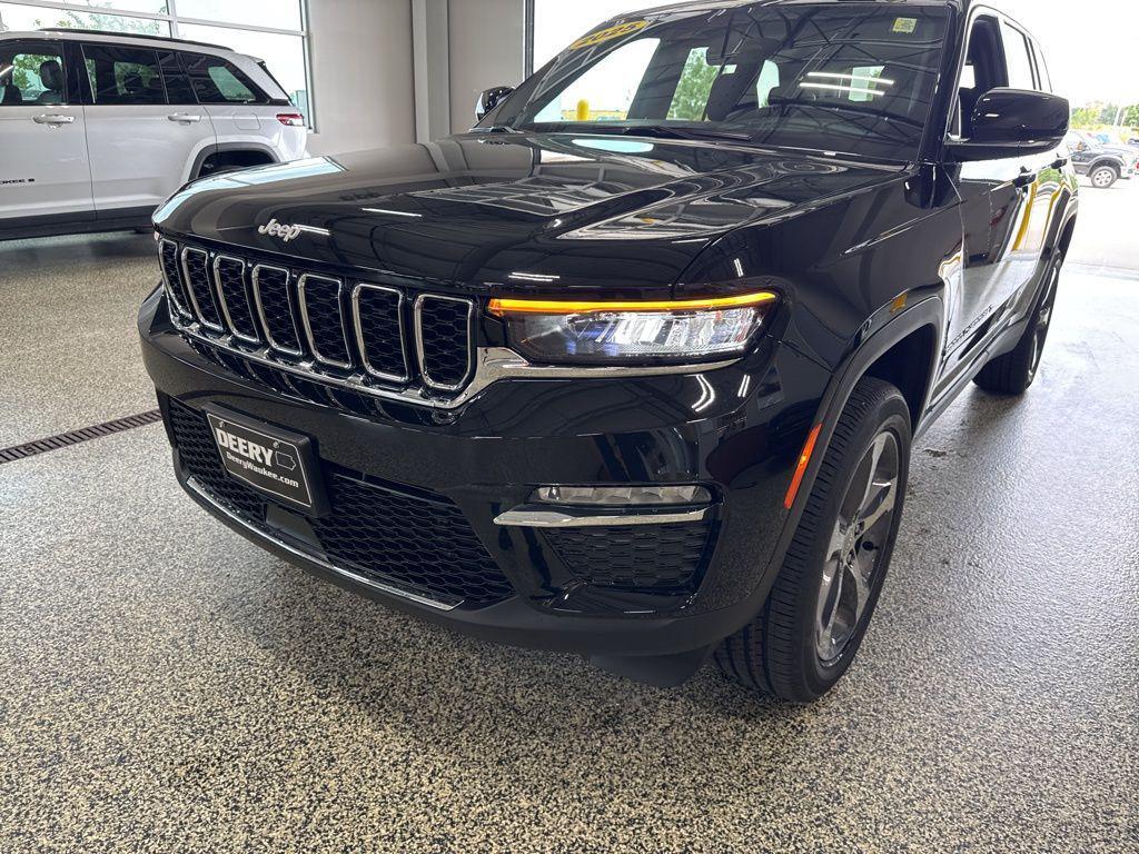 new 2025 Jeep Grand Cherokee car, priced at $44,366