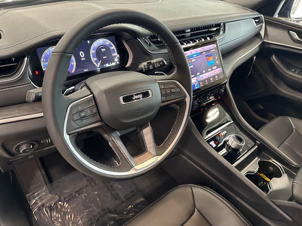 new 2025 Jeep Grand Cherokee car, priced at $44,366