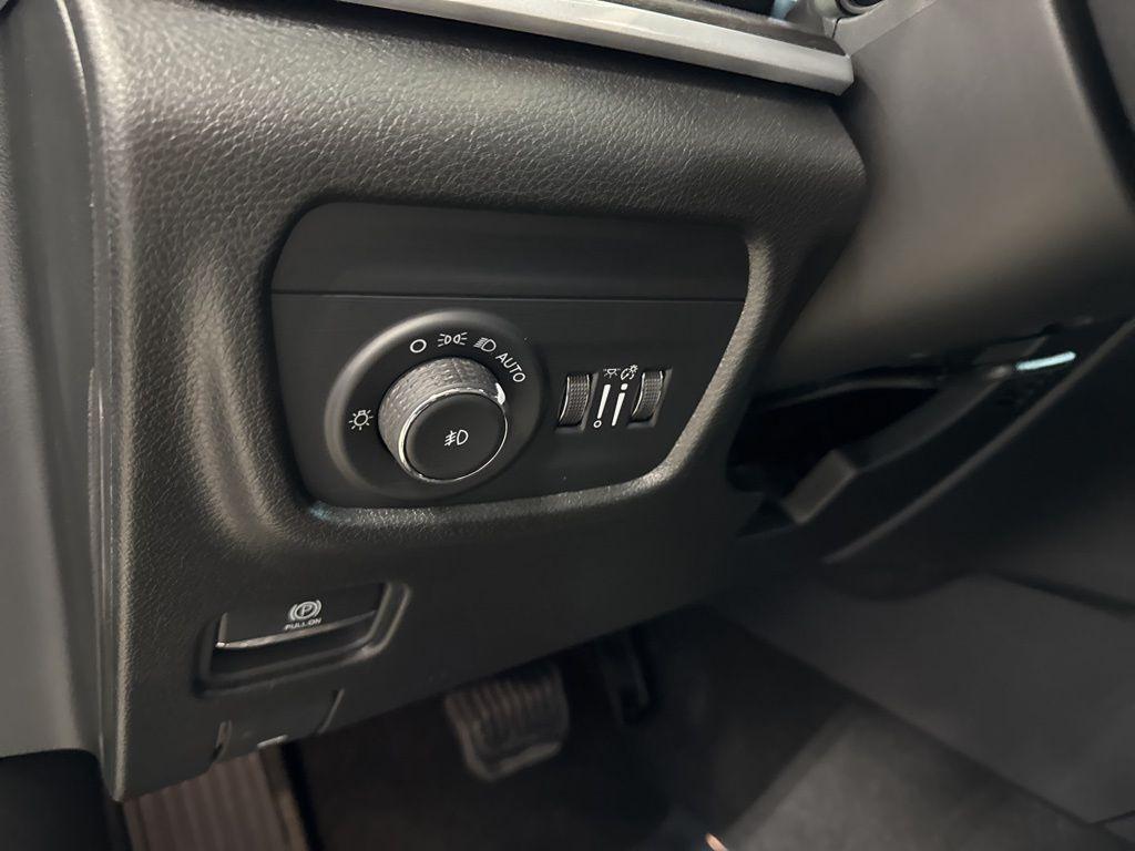 new 2025 Jeep Grand Cherokee car, priced at $44,366