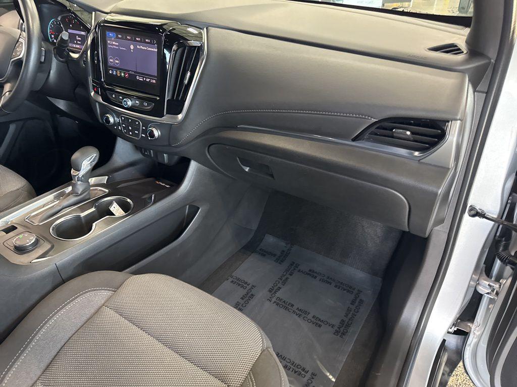 used 2022 Chevrolet Traverse car, priced at $29,200