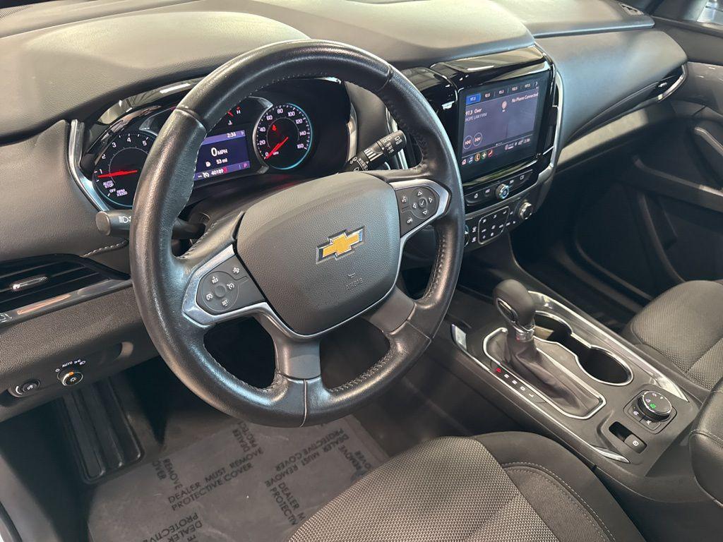 used 2022 Chevrolet Traverse car, priced at $29,200