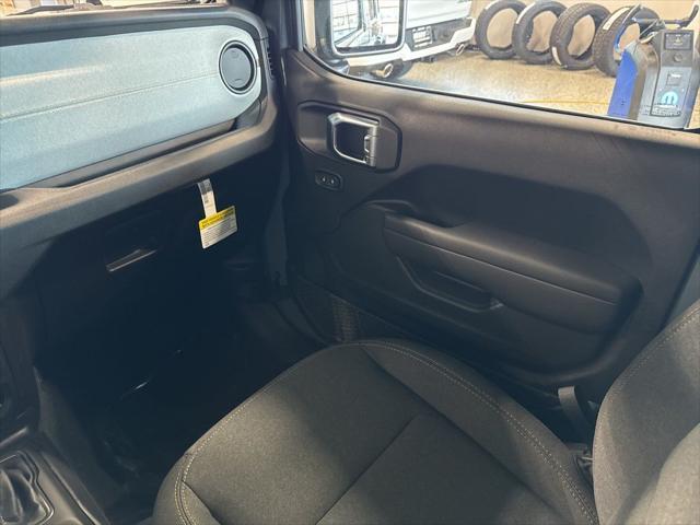 new 2025 Jeep Wrangler car, priced at $45,834
