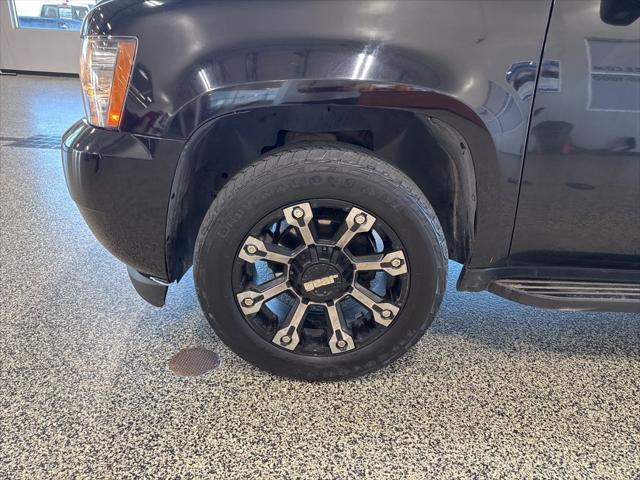 used 2007 Chevrolet Avalanche car, priced at $6,450