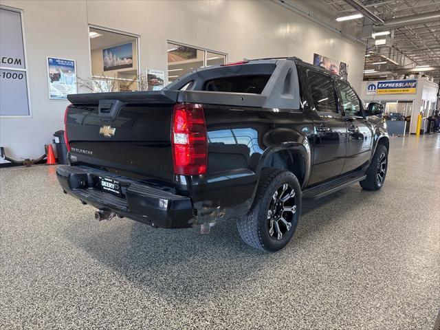 used 2007 Chevrolet Avalanche car, priced at $6,450