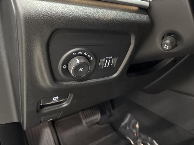 new 2025 Jeep Grand Cherokee L car, priced at $49,955