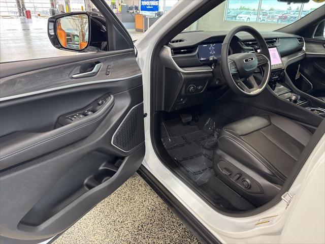 new 2025 Jeep Grand Cherokee L car, priced at $49,955