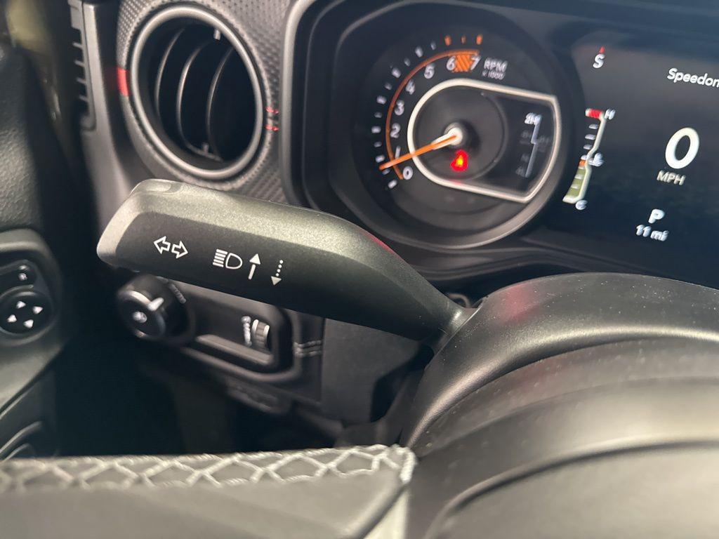 new 2025 Jeep Wrangler car, priced at $60,543