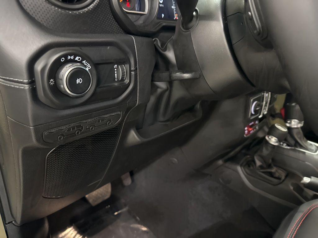 new 2025 Jeep Wrangler car, priced at $60,543