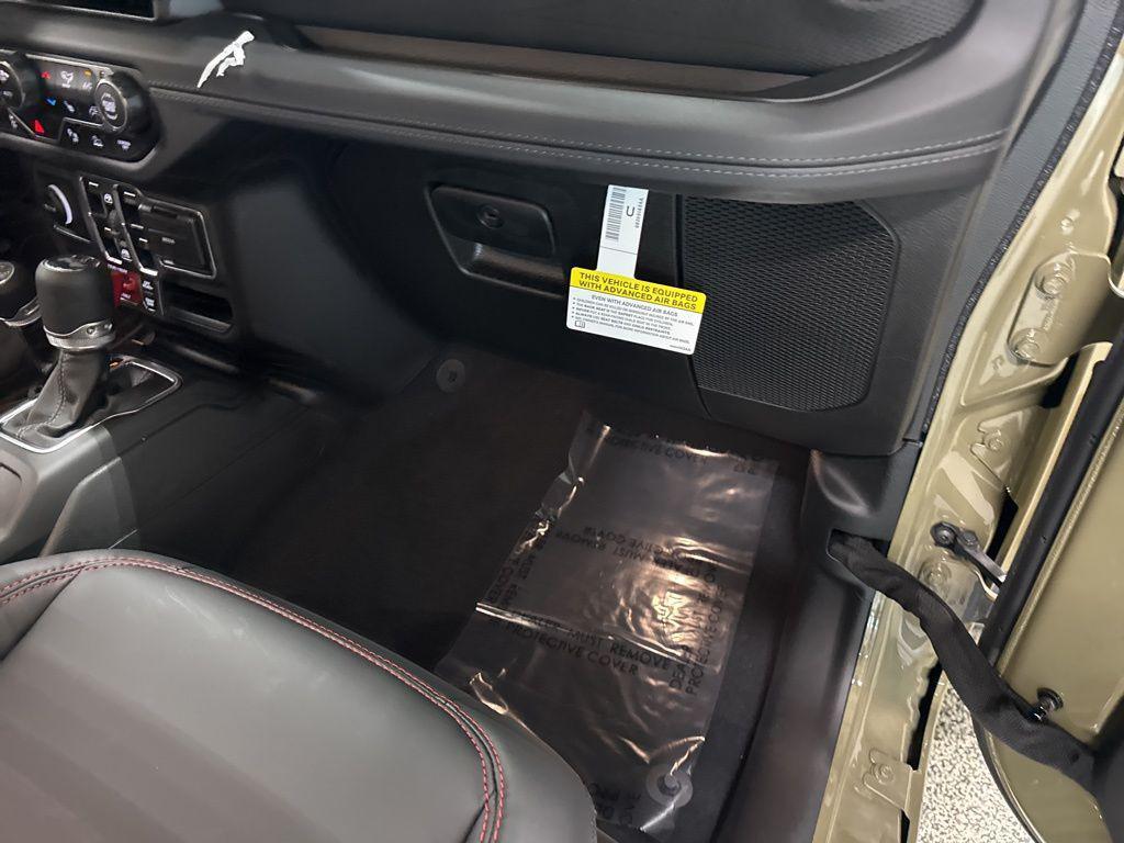 new 2025 Jeep Wrangler car, priced at $60,543