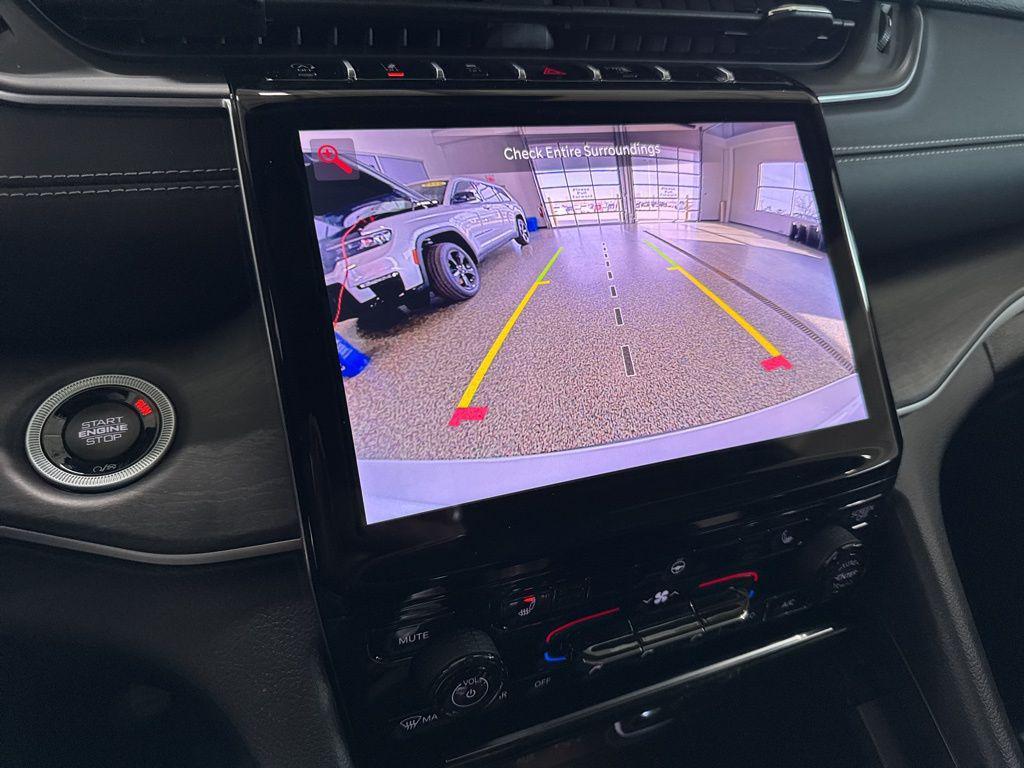 new 2025 Jeep Grand Cherokee L car, priced at $46,166