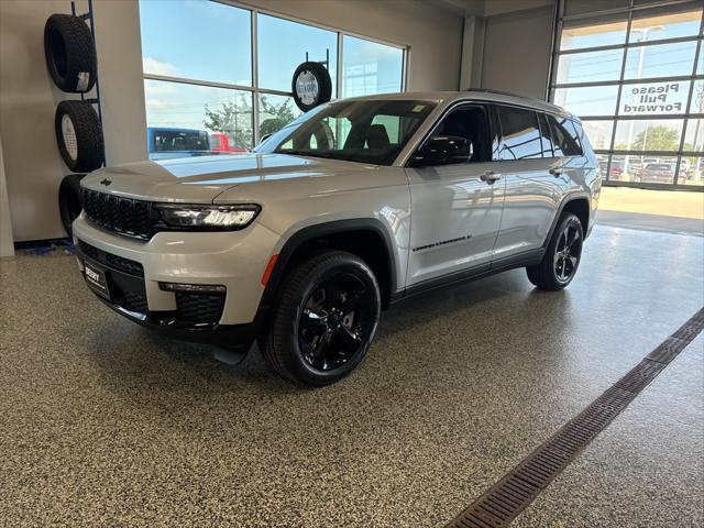 new 2024 Jeep Grand Cherokee L car, priced at $47,267