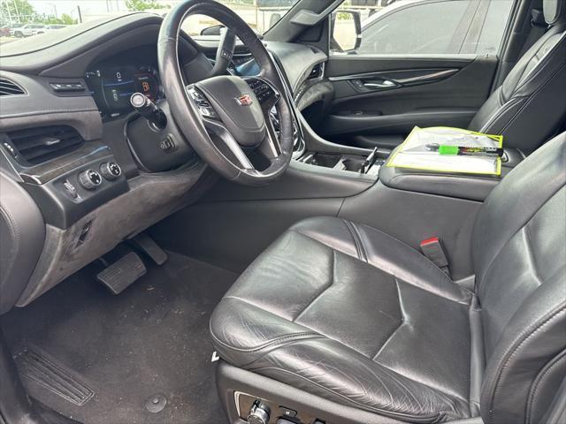 used 2019 Cadillac Escalade ESV car, priced at $35,435