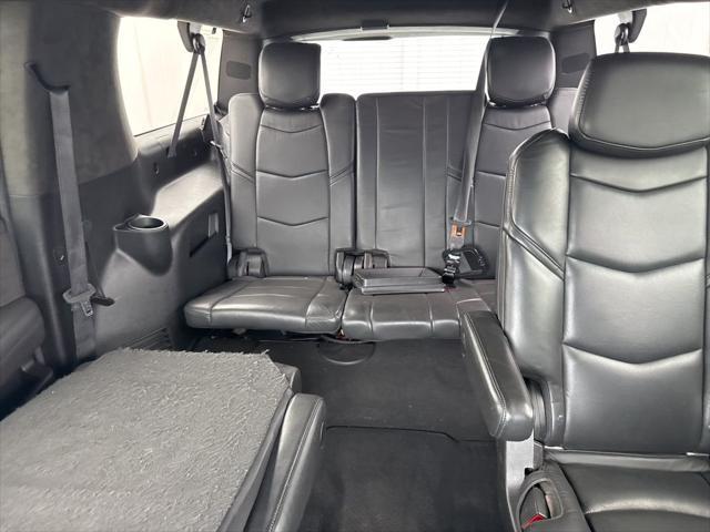 used 2019 Cadillac Escalade ESV car, priced at $35,435