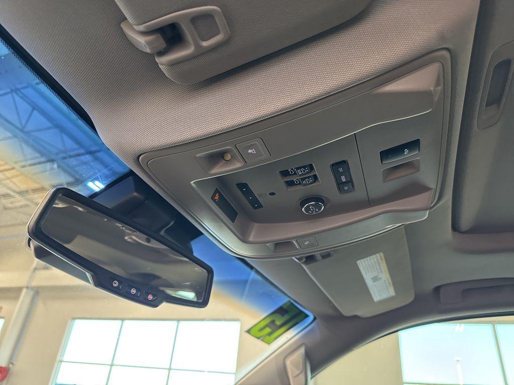 used 2015 Cadillac Escalade car, priced at $24,587
