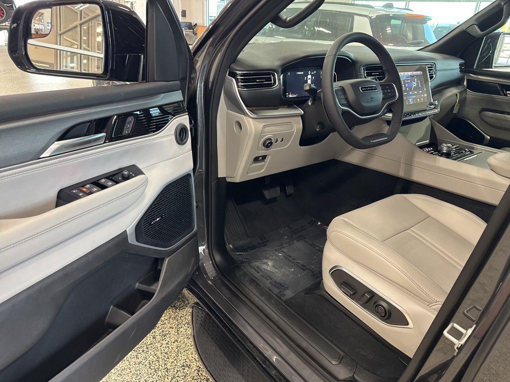 new 2025 Jeep Wagoneer car, priced at $69,513