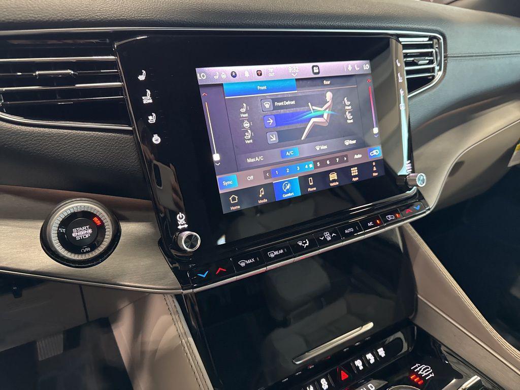 new 2025 Jeep Wagoneer car, priced at $69,513