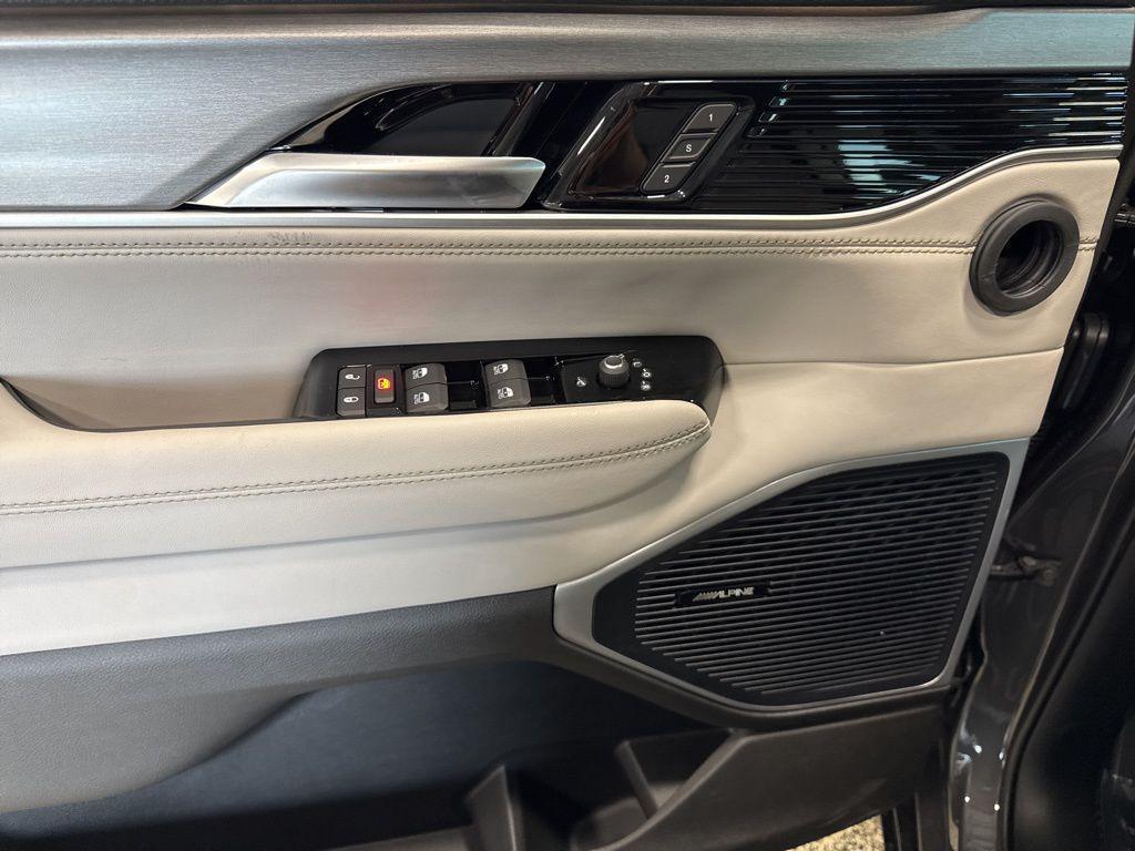 new 2025 Jeep Wagoneer car, priced at $69,513