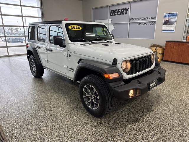 new 2025 Jeep Wrangler car, priced at $46,034