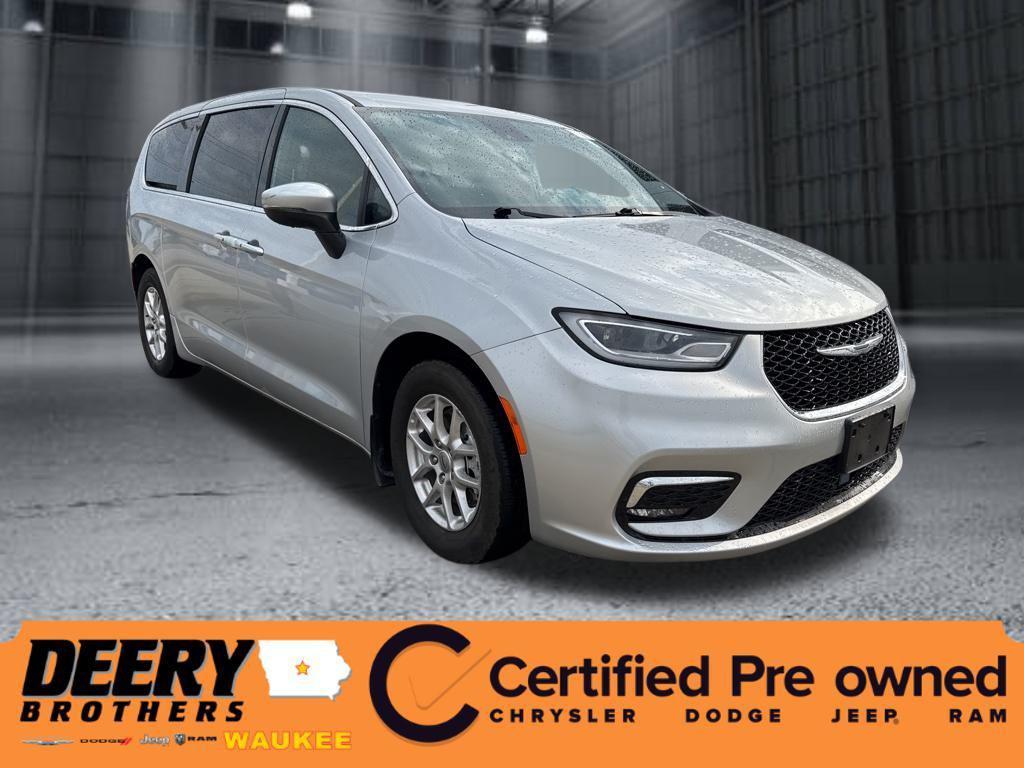 used 2023 Chrysler Pacifica car, priced at $31,410