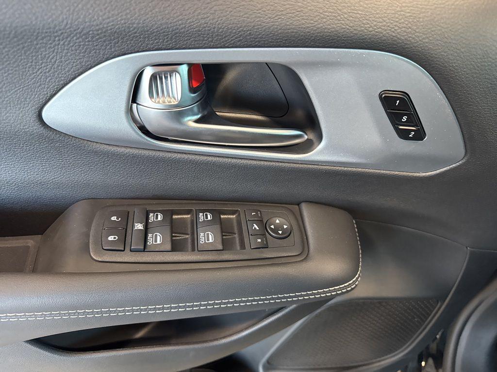 new 2026 Chrysler Pacifica car, priced at $52,265