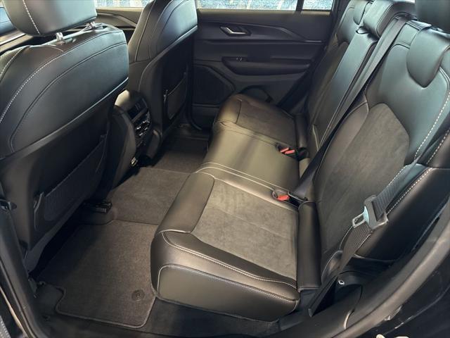 new 2025 Jeep Grand Cherokee car, priced at $40,611