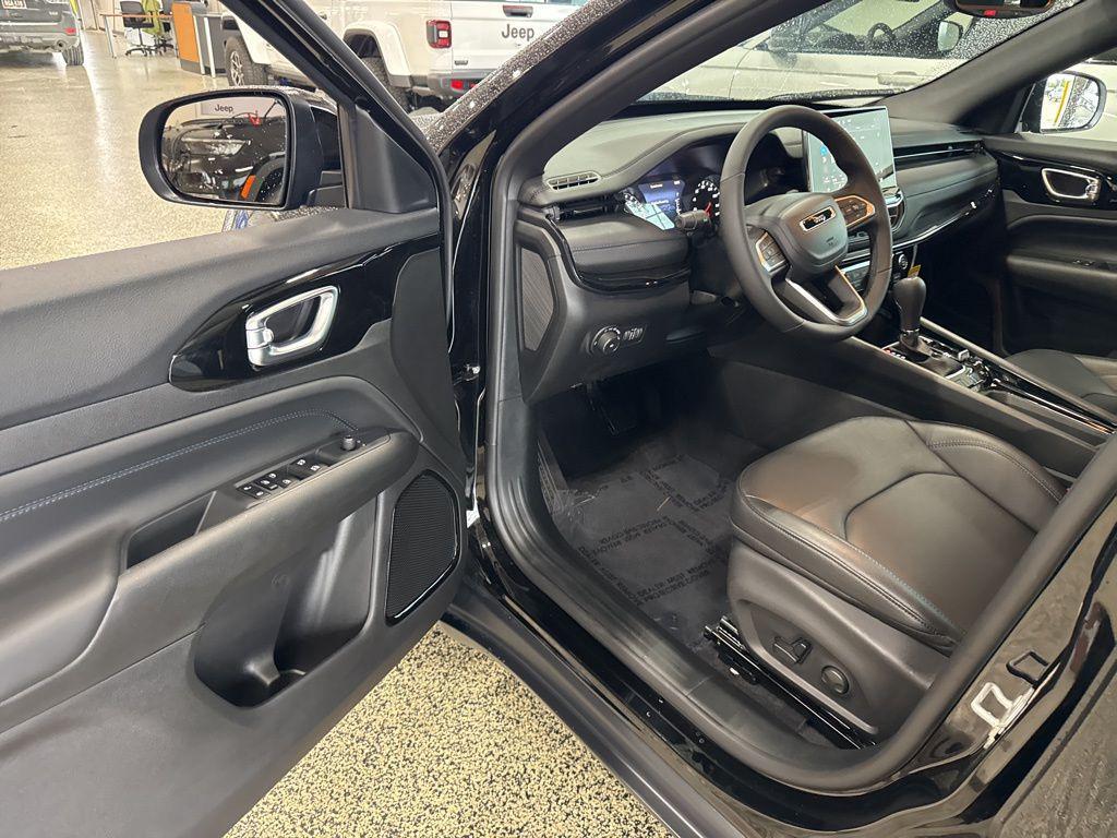 new 2026 Jeep Compass car, priced at $35,506