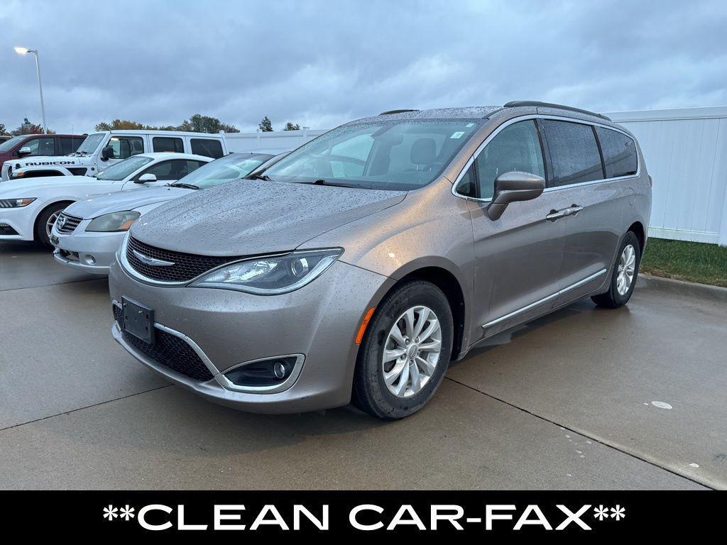 used 2017 Chrysler Pacifica car, priced at $7,150