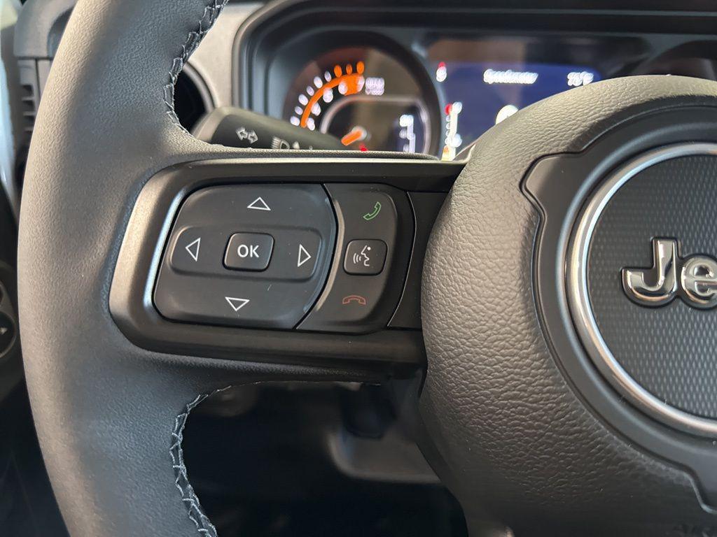 new 2025 Jeep Wrangler car, priced at $40,576