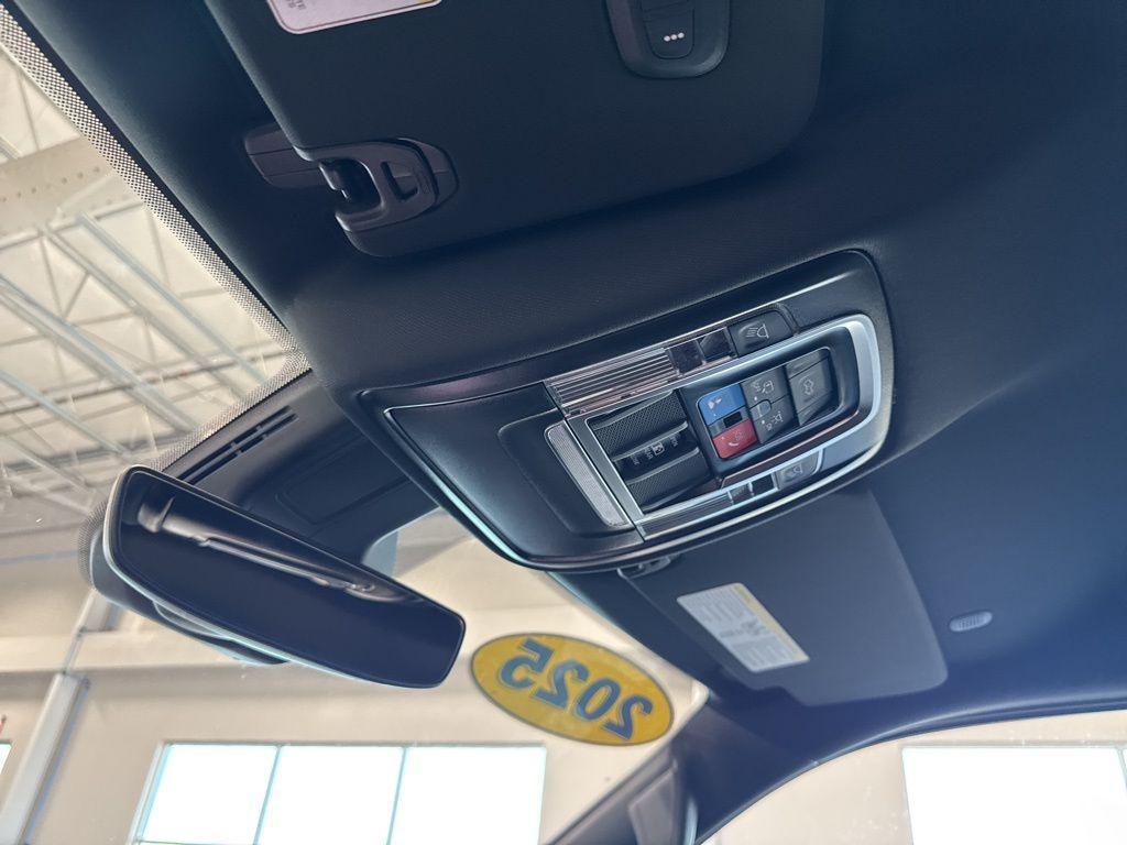 new 2025 Ram 1500 car, priced at $47,349