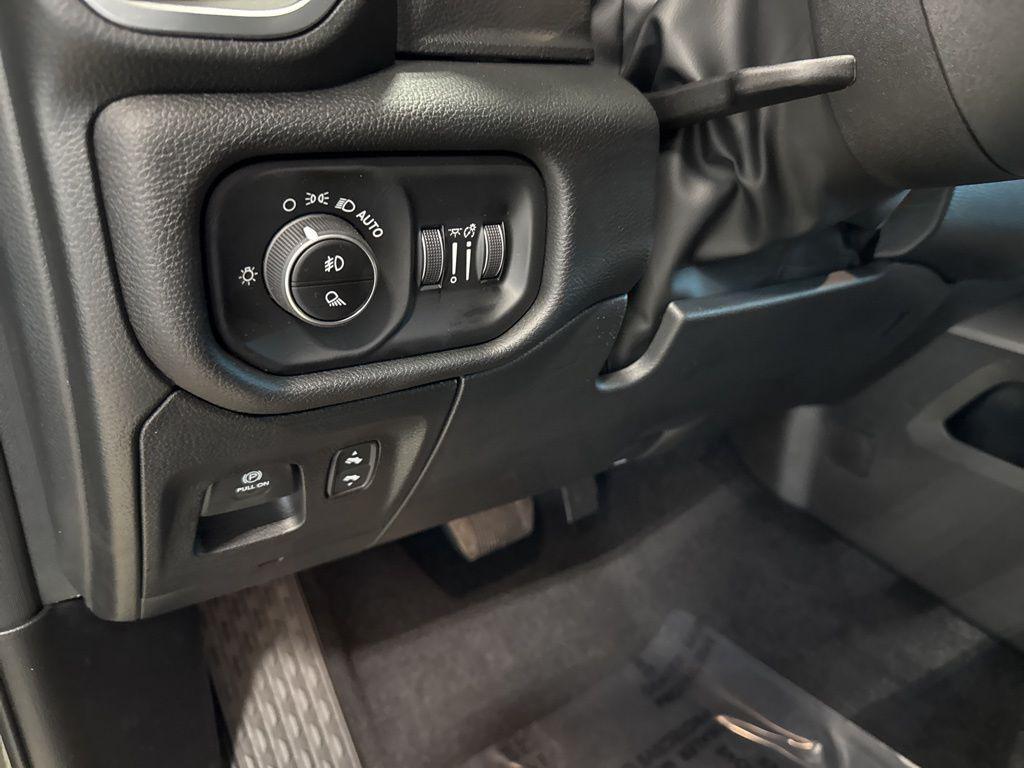 new 2025 Ram 1500 car, priced at $47,349