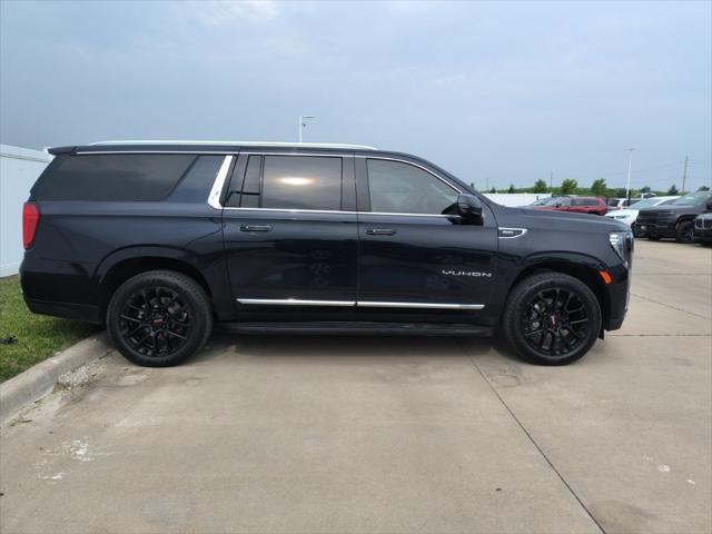 used 2022 GMC Yukon XL car, priced at $45,375